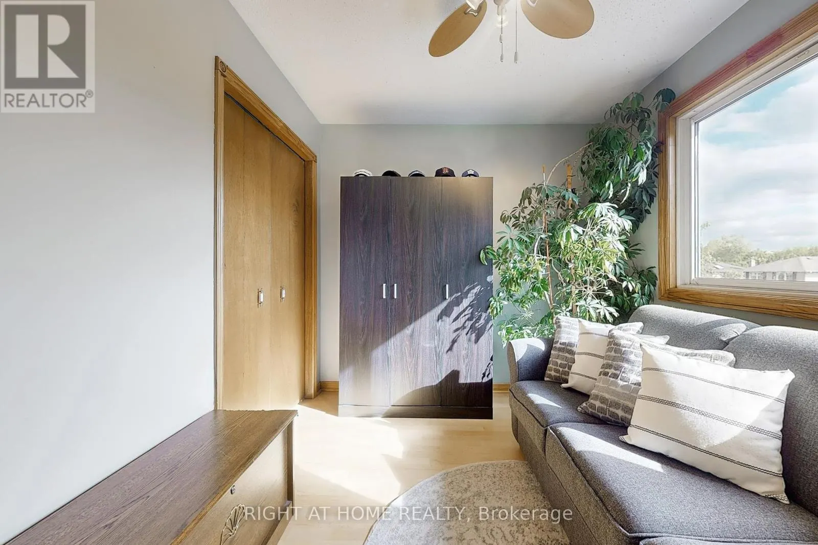 174 OVERBANK DRIVE