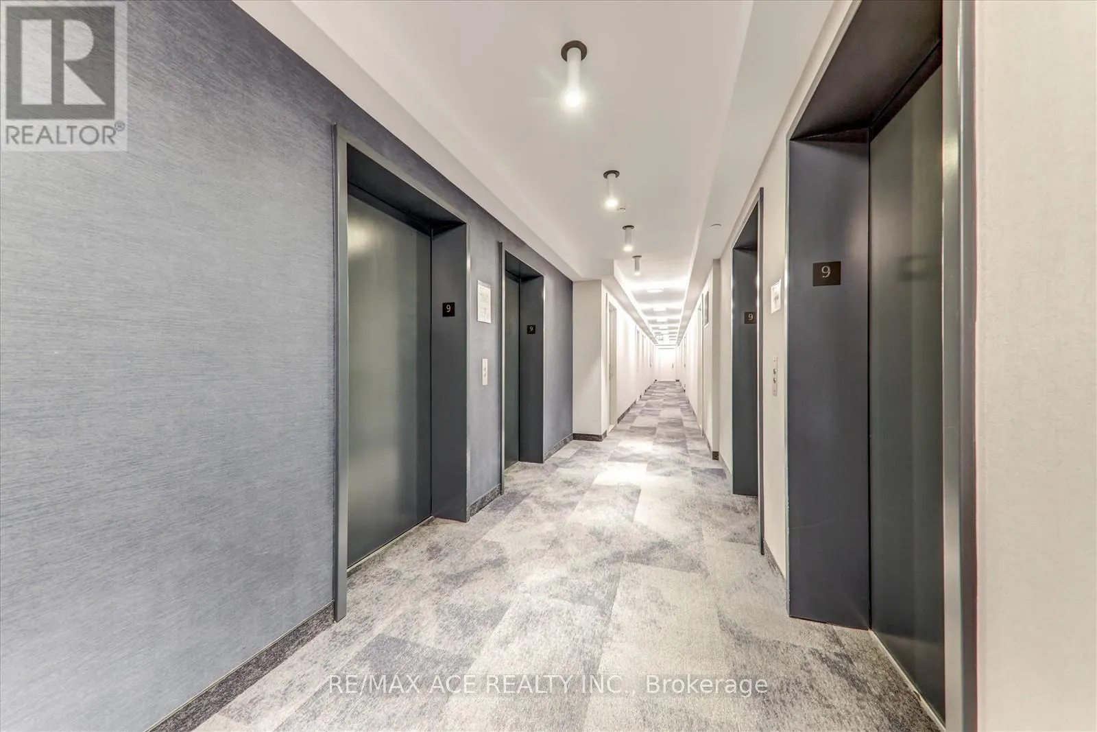 914 - 2550 SIMCOE STREET N