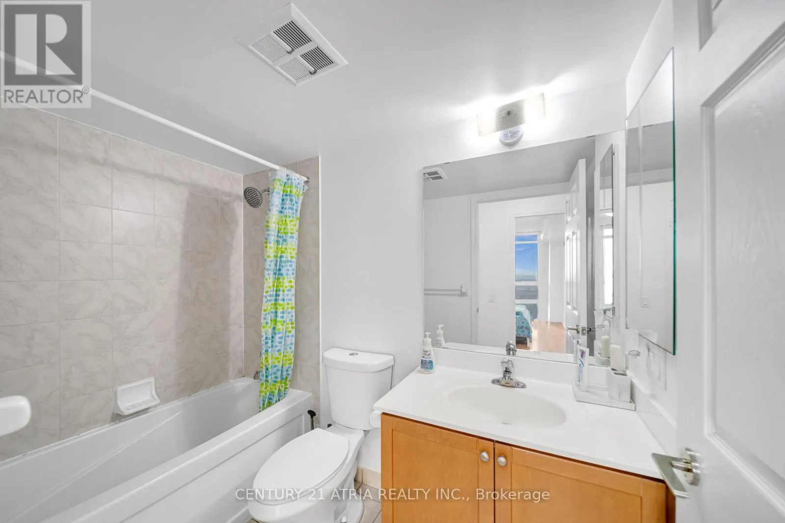 2804 - 83 BOROUGH DRIVE