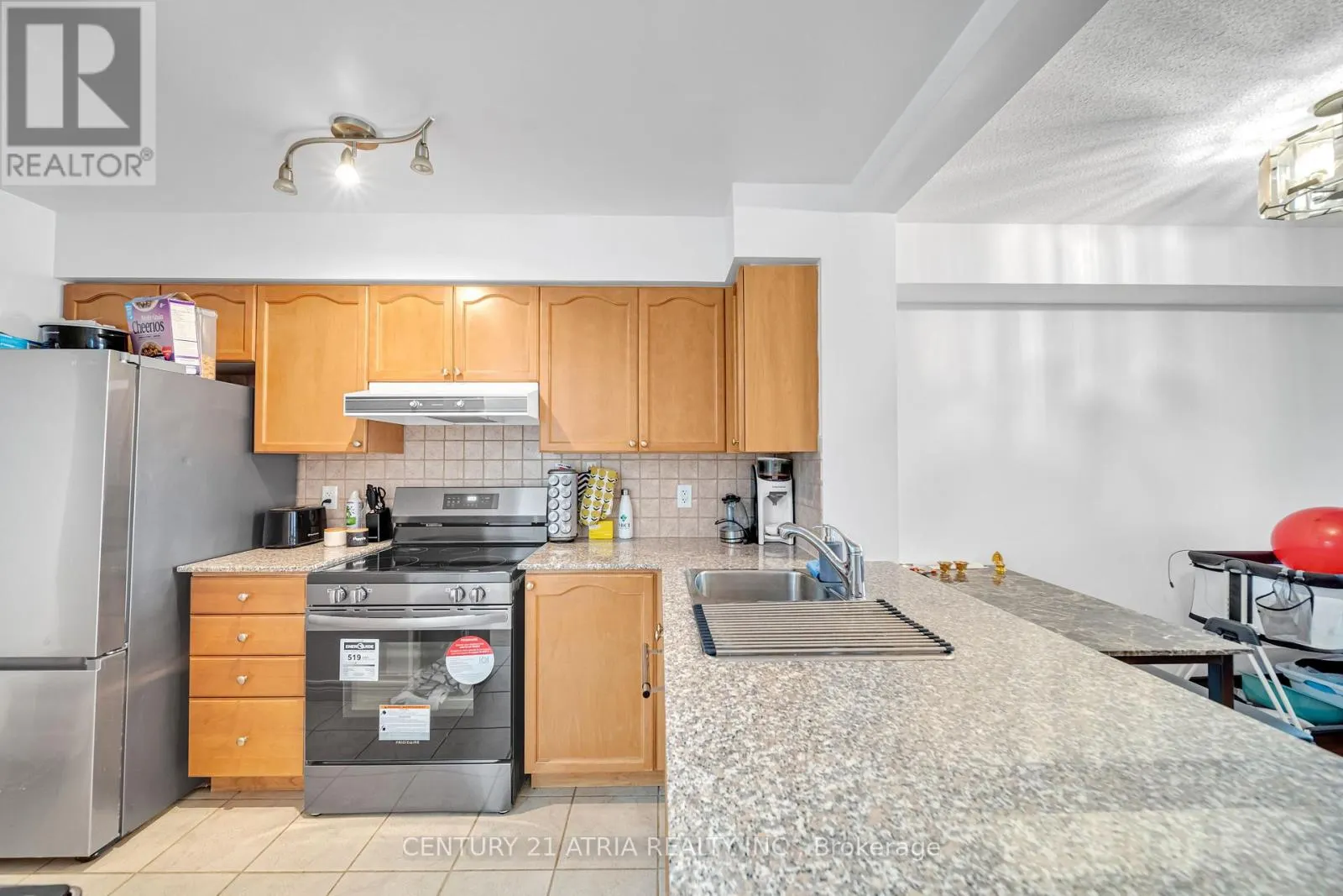 2804 - 83 BOROUGH DRIVE