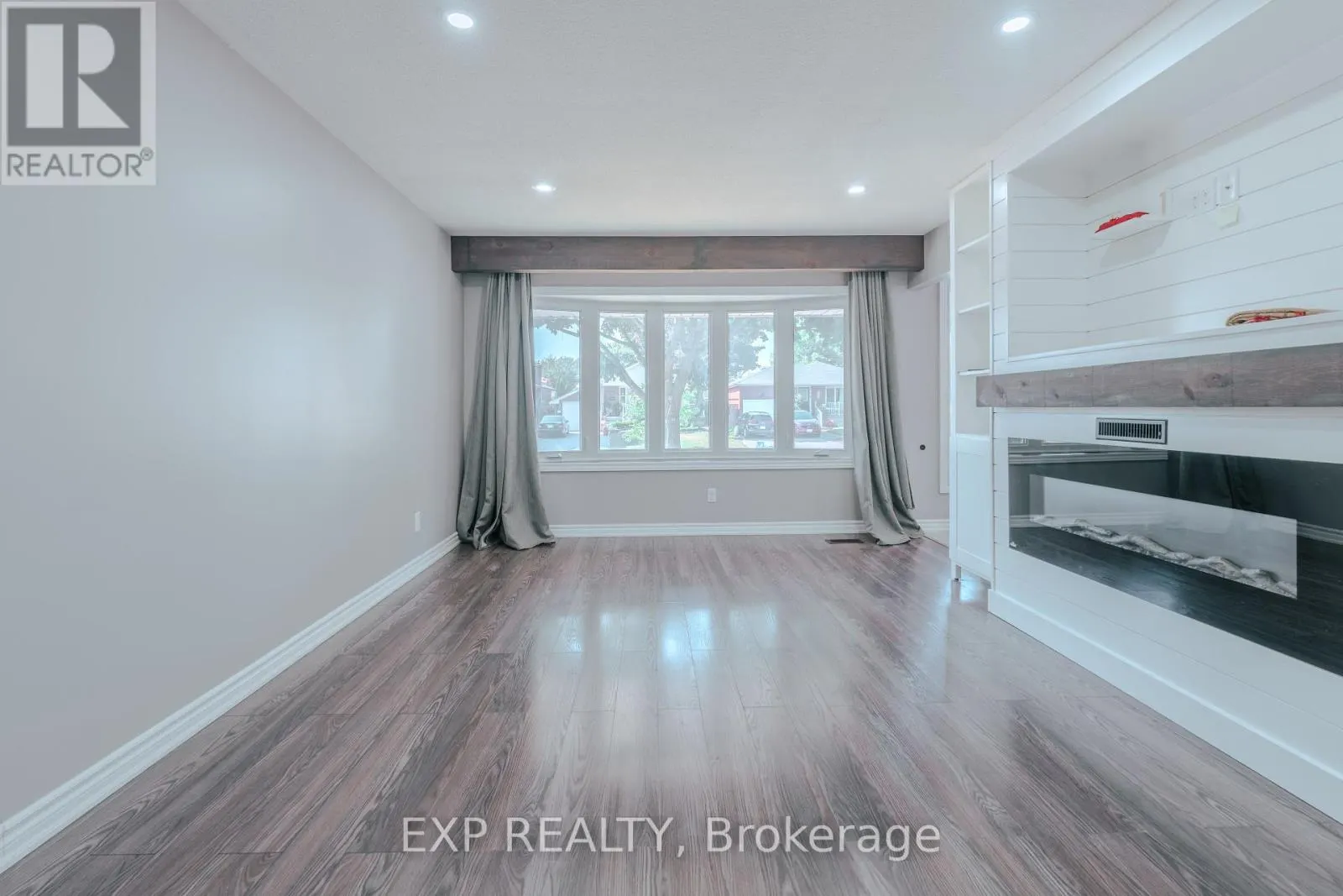 39 SENECA AVENUE