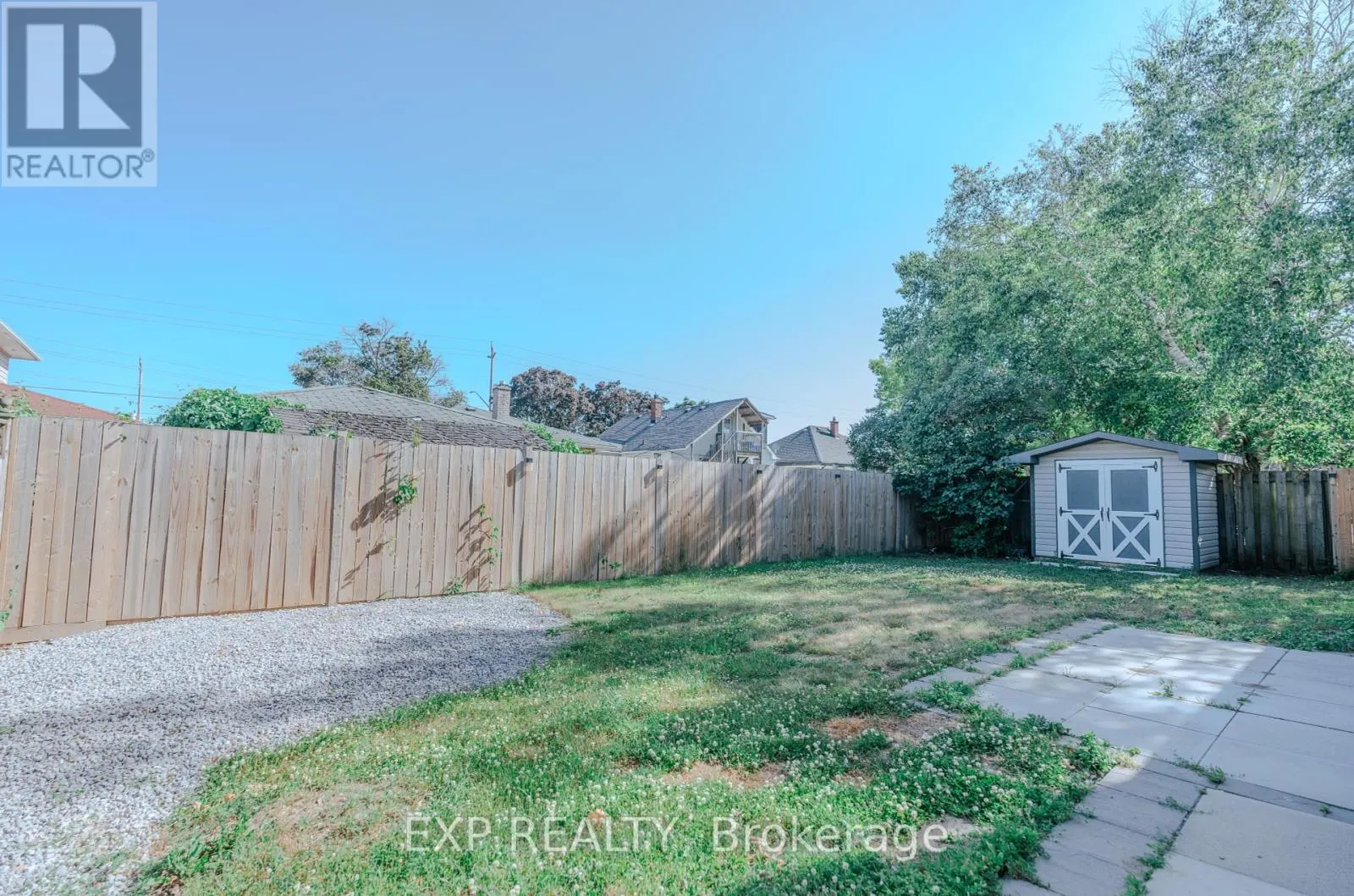 39 SENECA AVENUE
