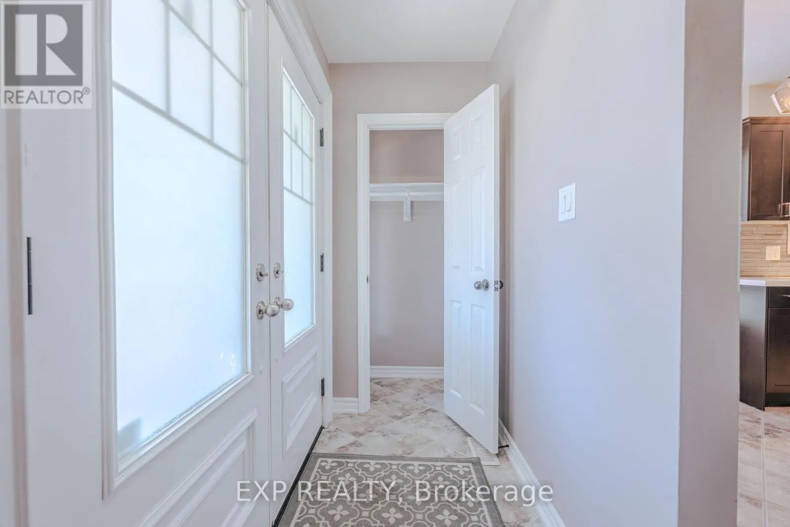 39 SENECA AVENUE