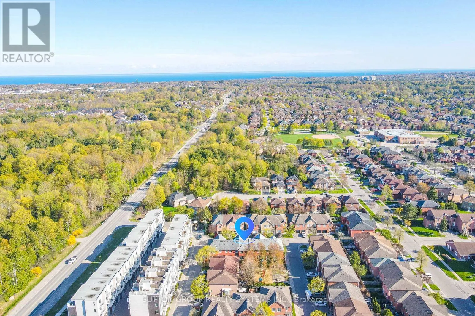 33 - 1995 PINE GROVE AVENUE