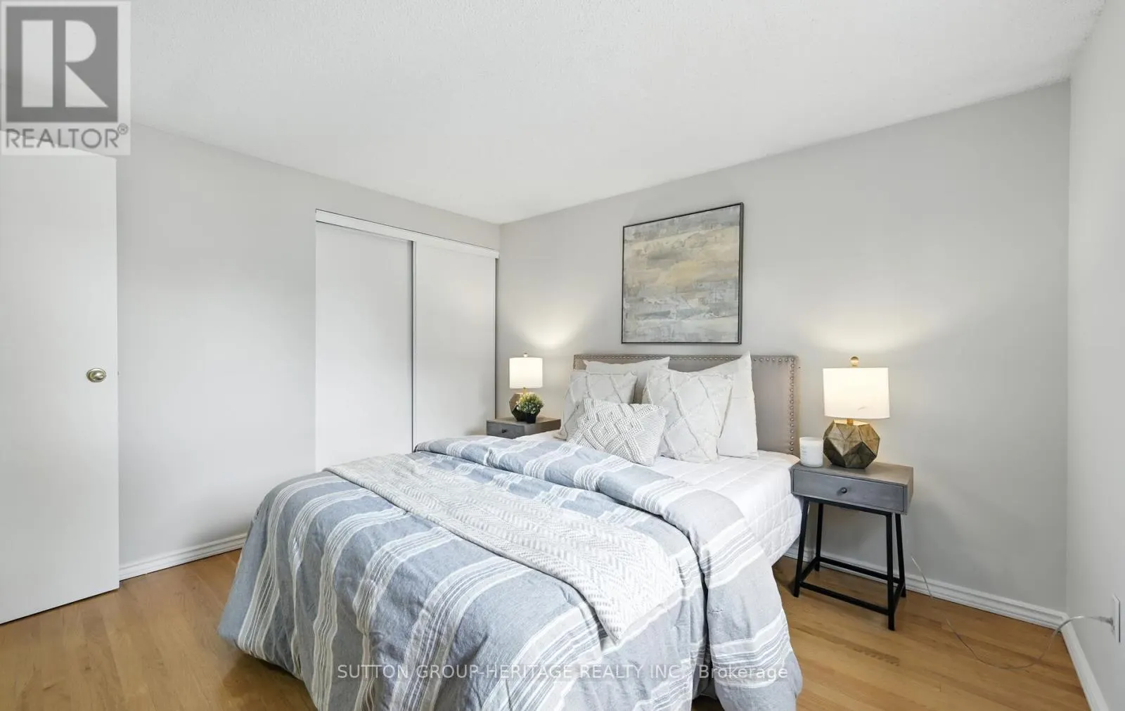 10 PLOWMAN DRIVE
