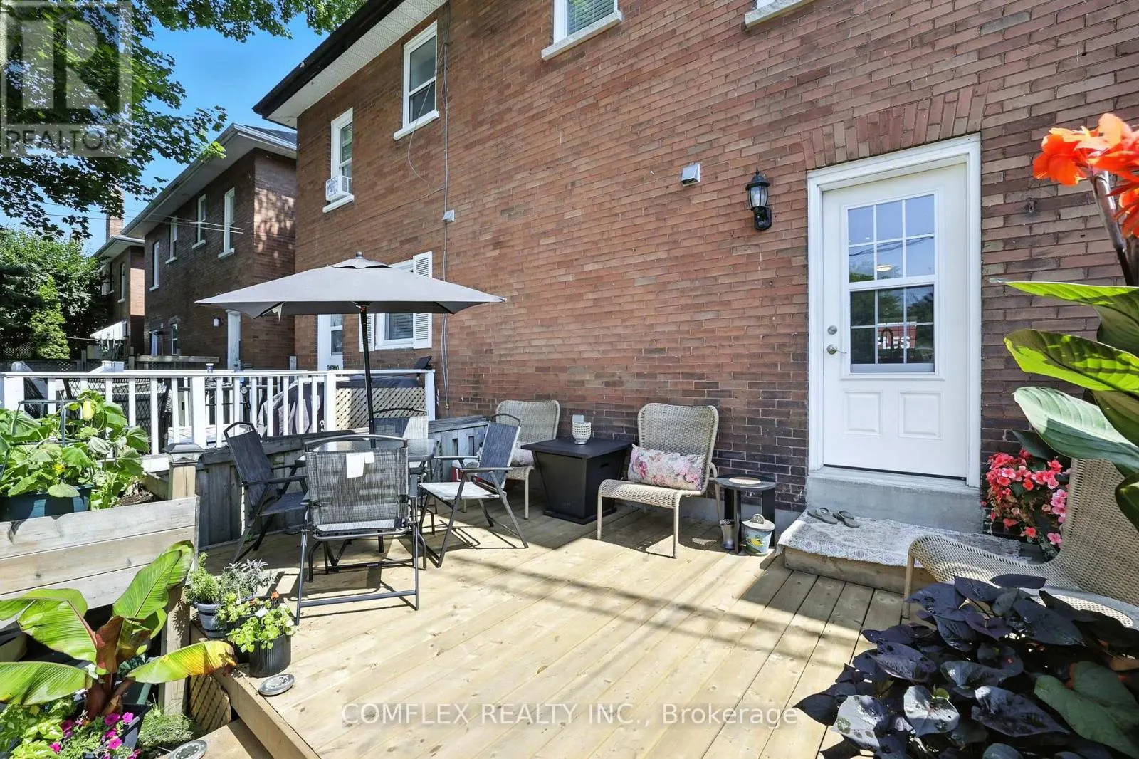 28 LIBERTY STREET S