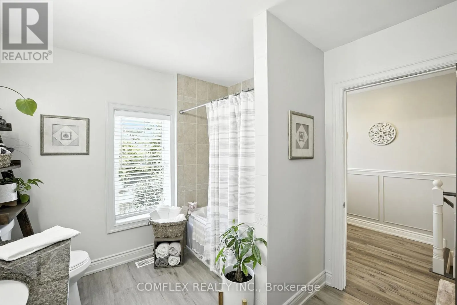 28 LIBERTY STREET S