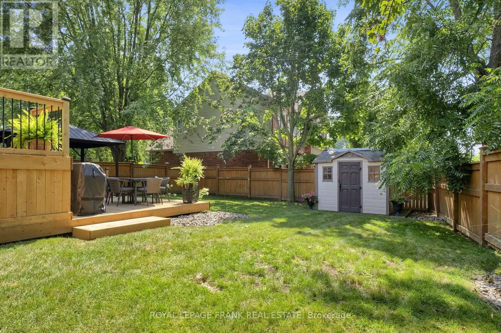 22 OSGOODE GATE