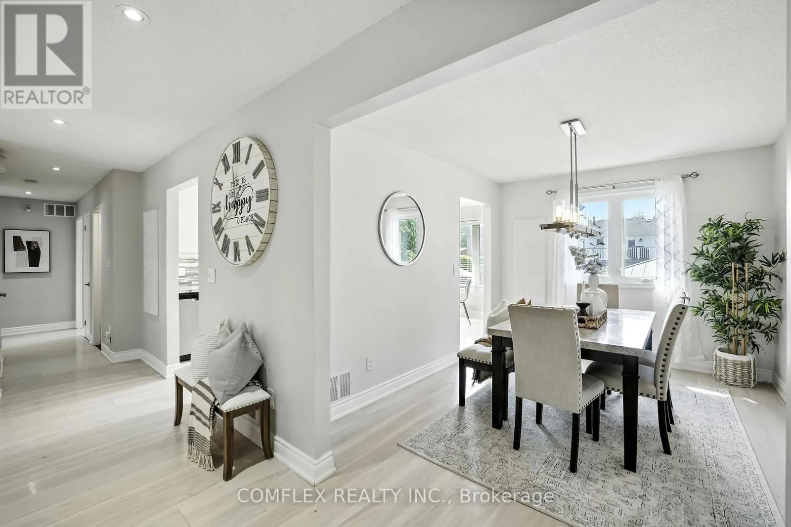 85 PINEDALE CRESCENT