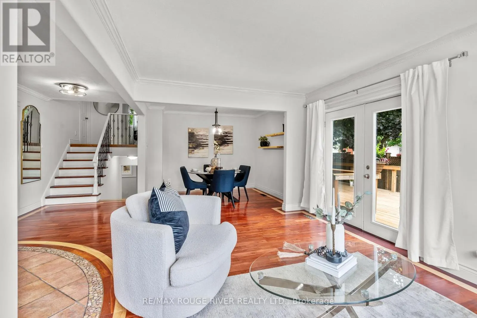 41 PEACHTREE CRESCENT