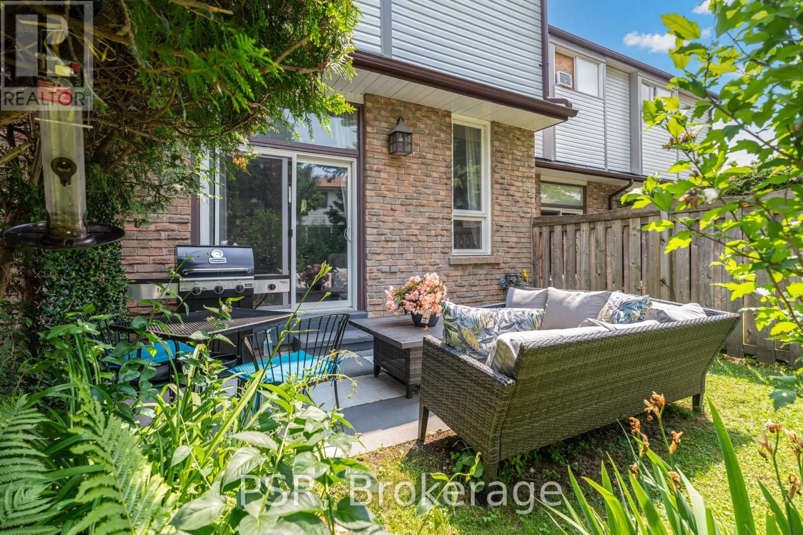 22 - 50 VERNE CRESCENT
