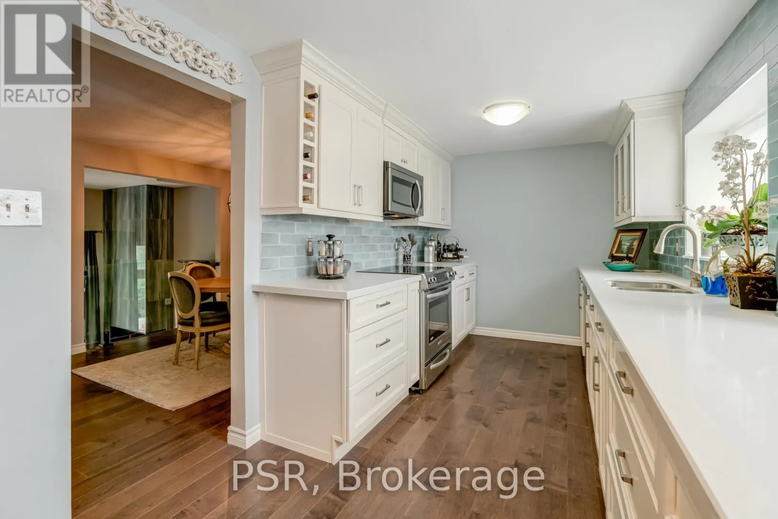 22 - 50 VERNE CRESCENT