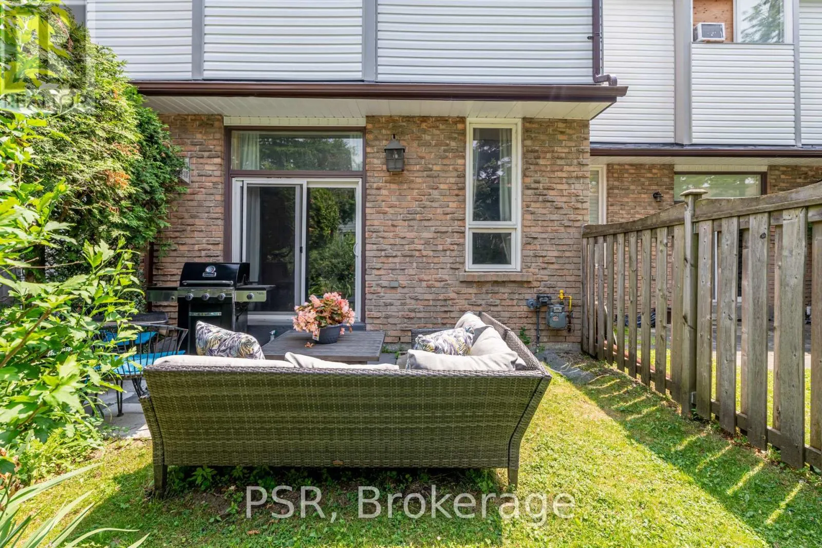 22 - 50 VERNE CRESCENT