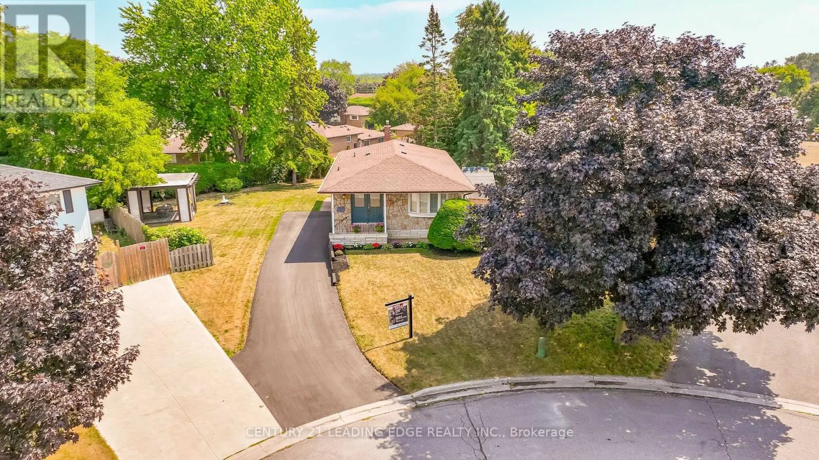 529 CARMAN COURT