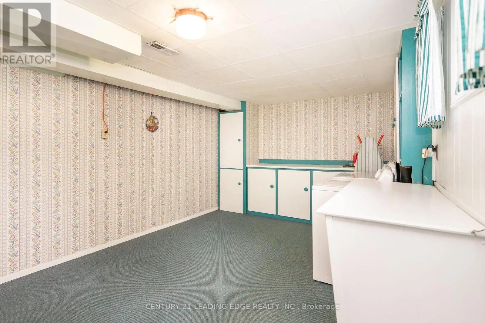 529 CARMAN COURT