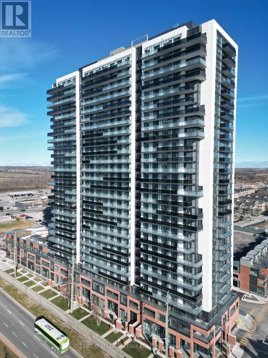 810 - 2545 SIMCOE STREET N