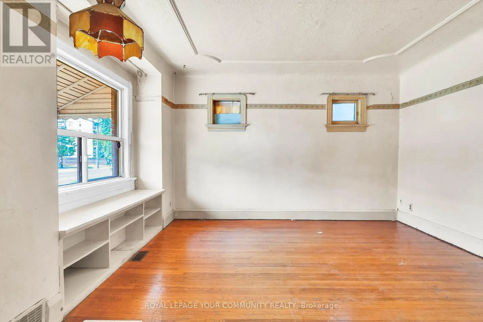 531 BIRCHMOUNT ROAD