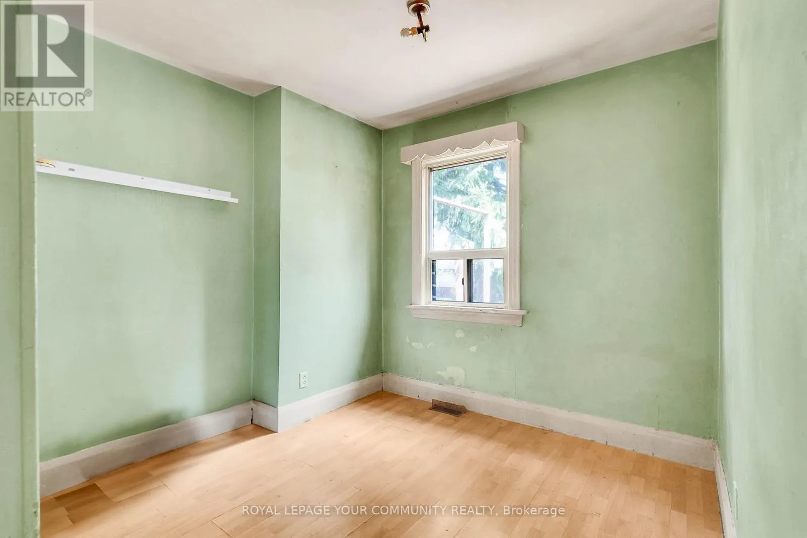 531 BIRCHMOUNT ROAD