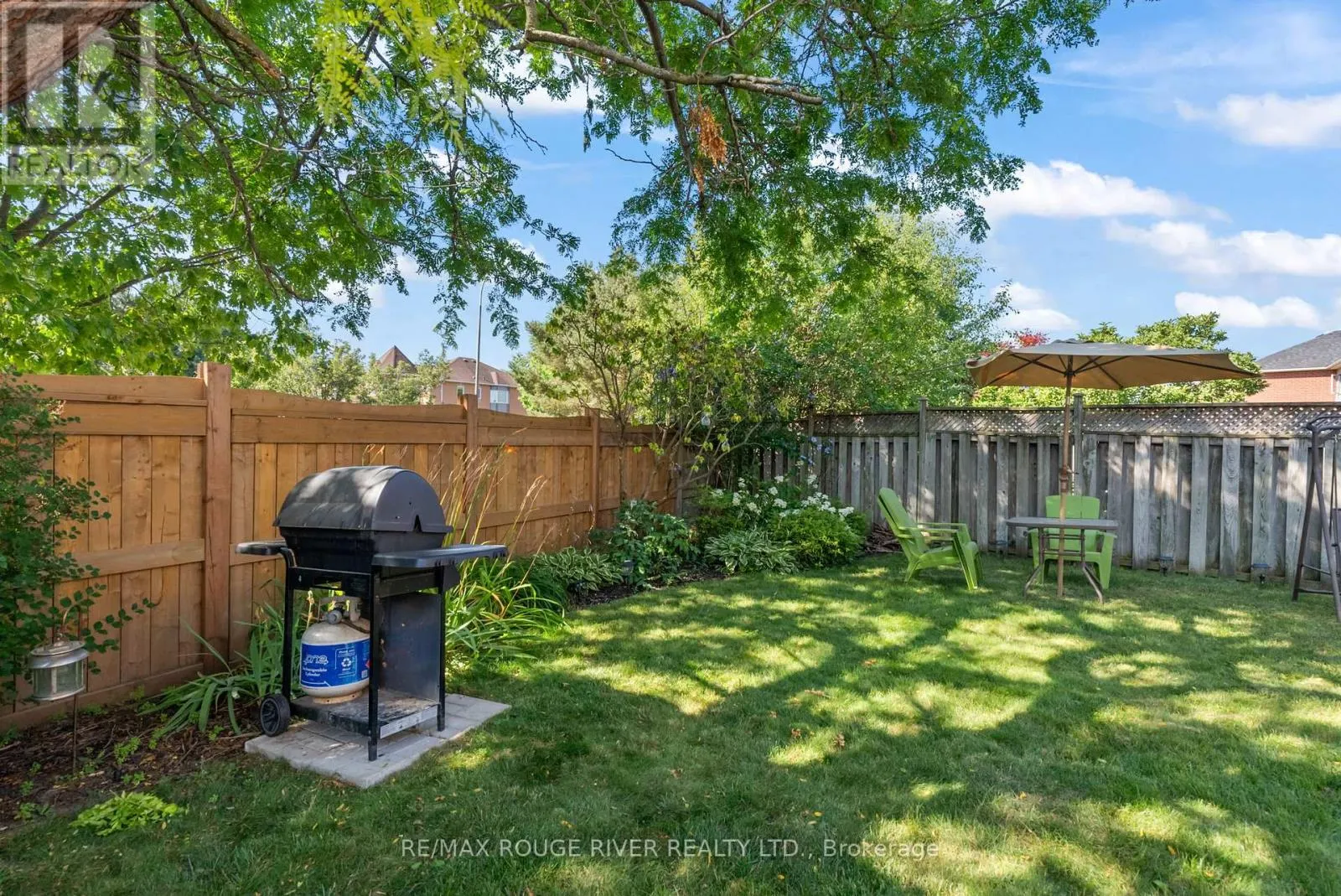 27 CREEKWOOD CRESCENT