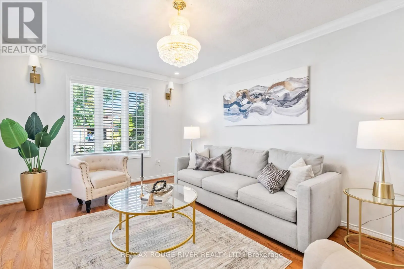 27 CREEKWOOD CRESCENT