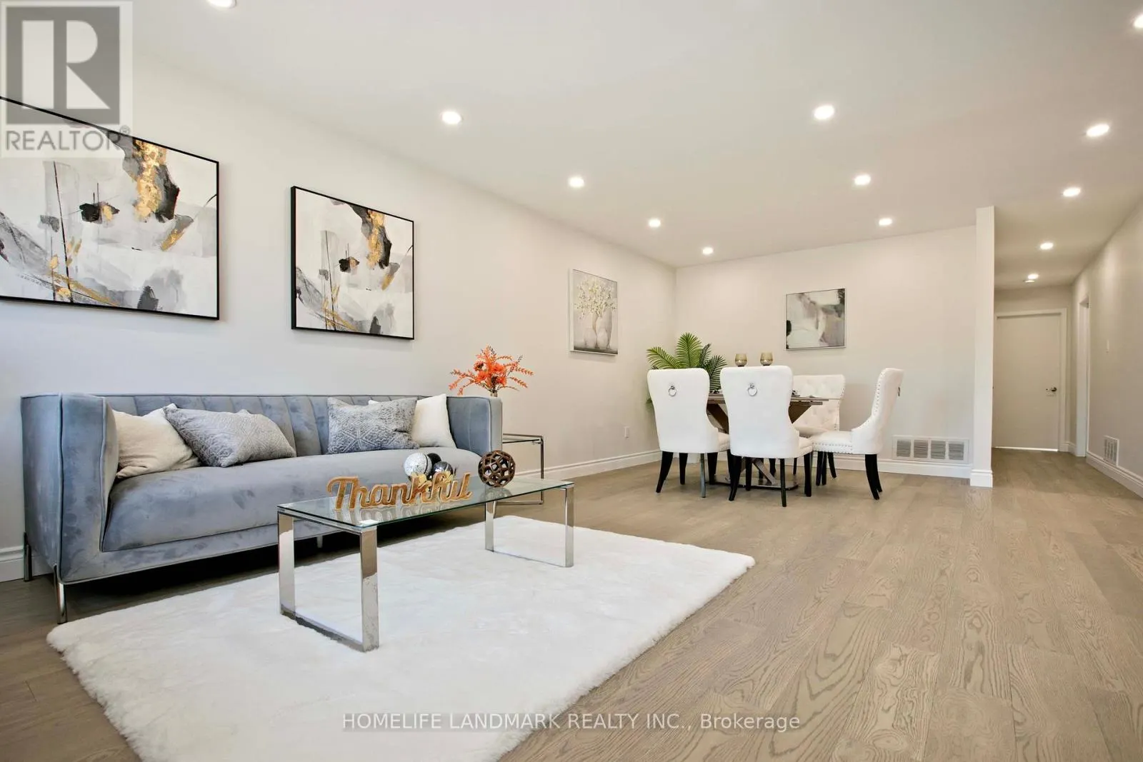 39 LA PEER BOULEVARD