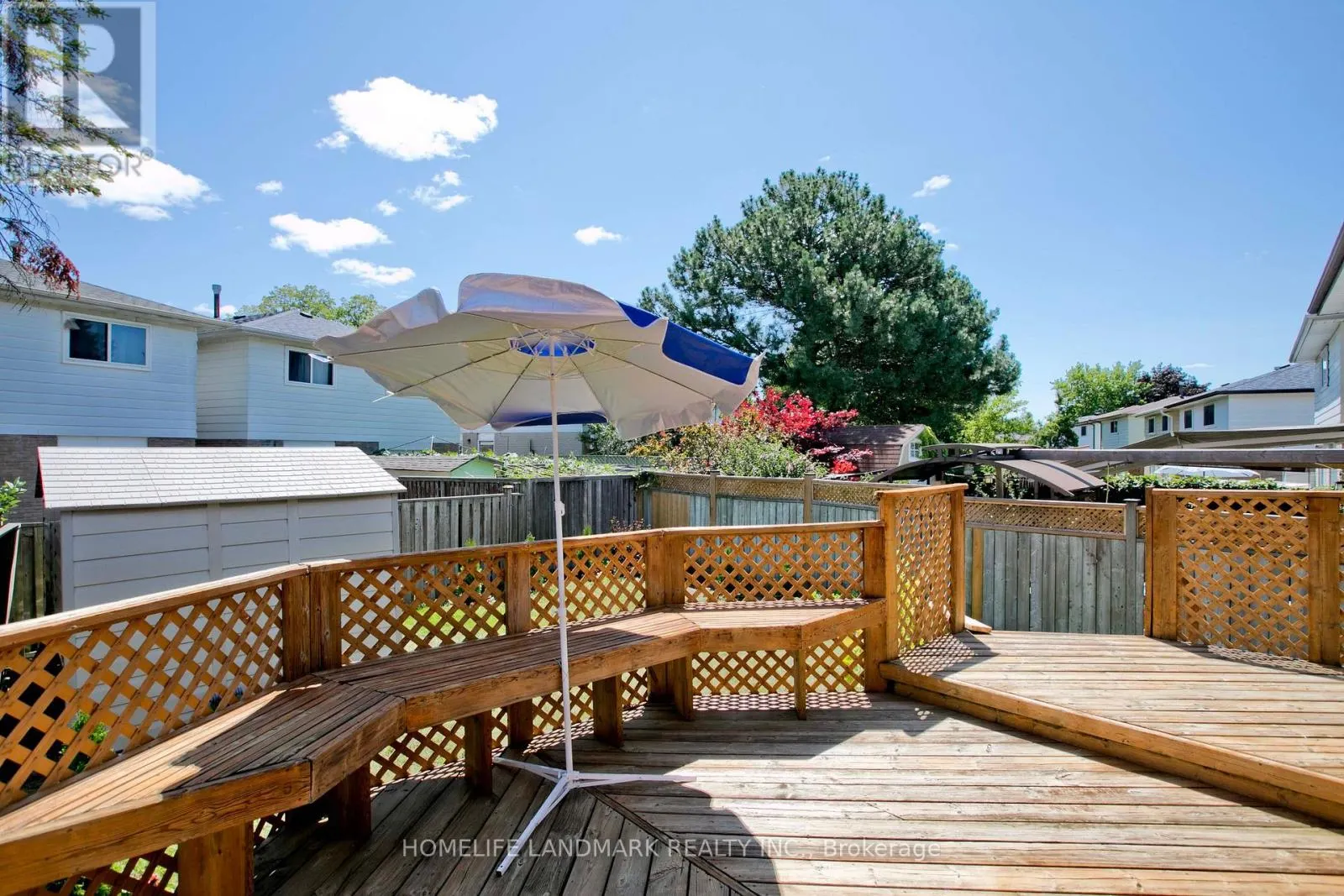 39 LA PEER BOULEVARD