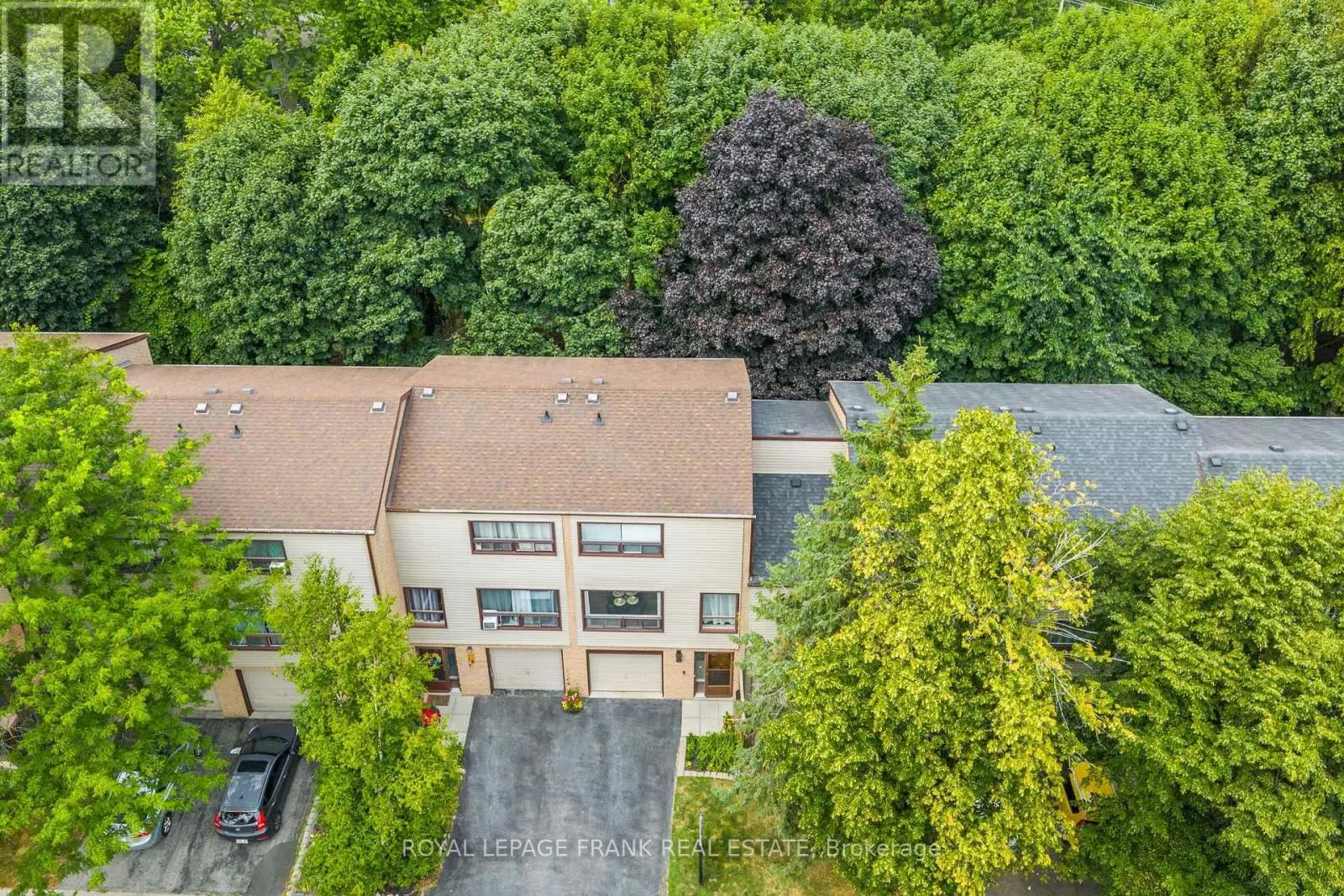 9 THE BRIDLE PATH