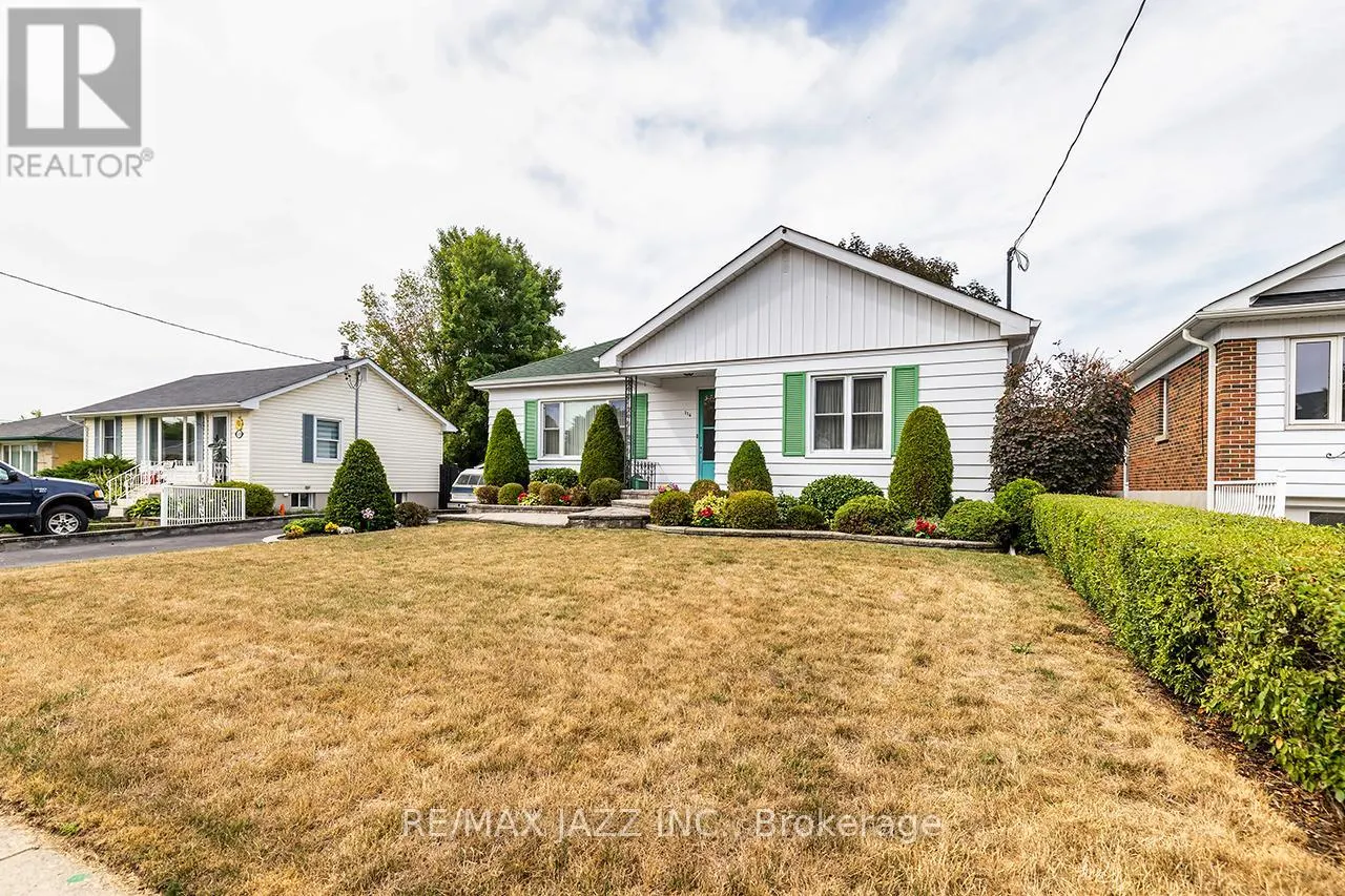 114 FERNHILL BOULEVARD