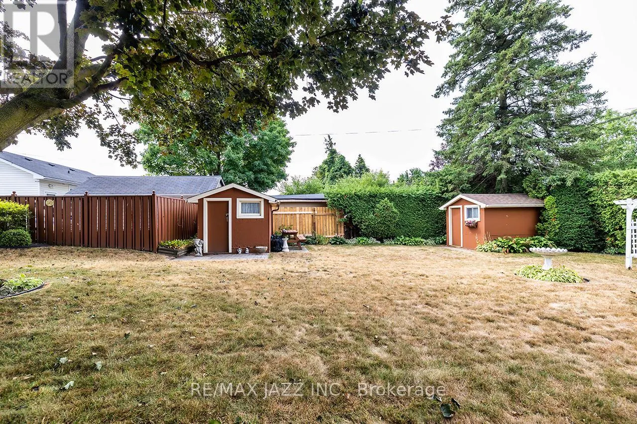 114 FERNHILL BOULEVARD