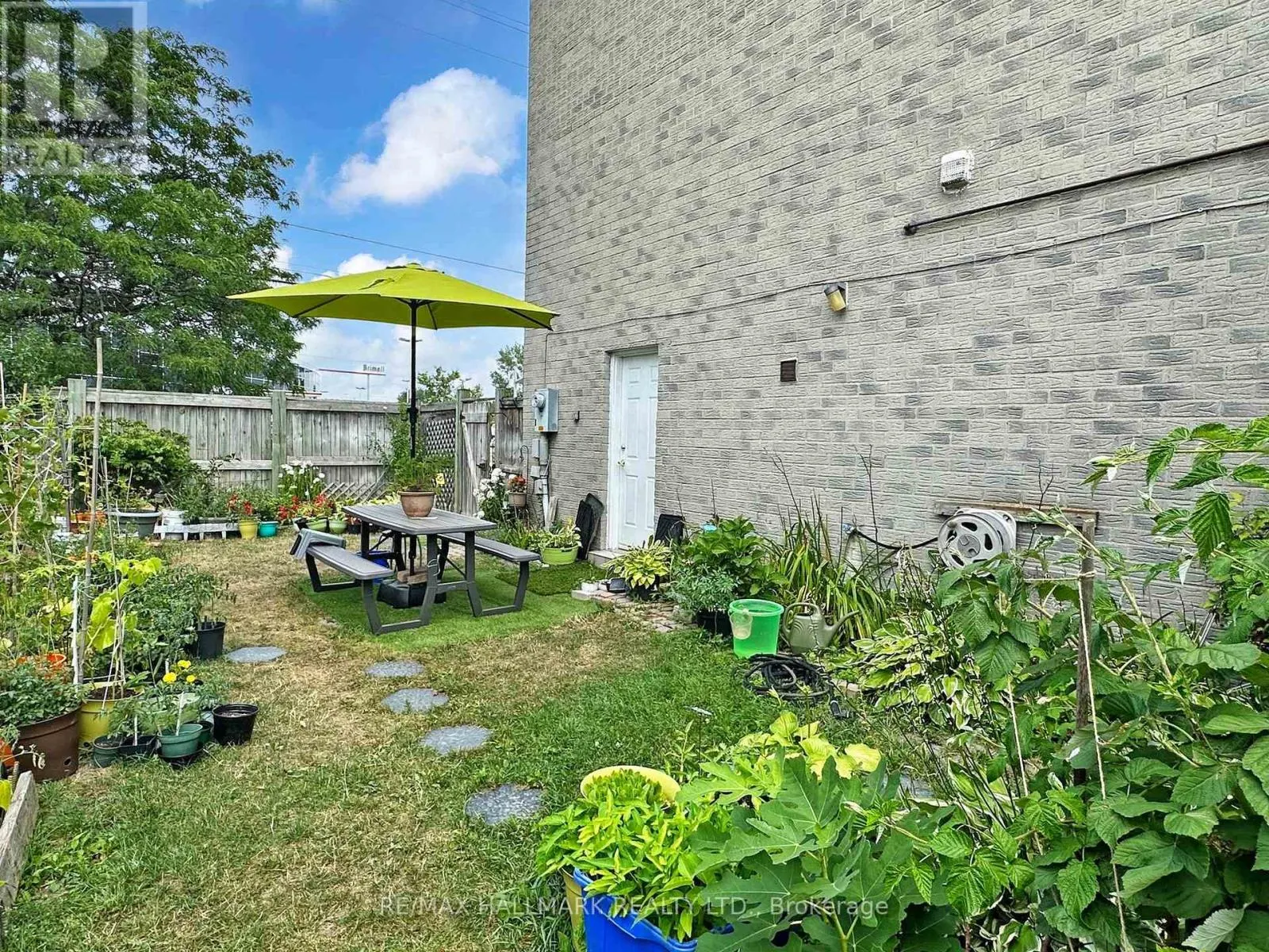 94 SCUNTHROPE ROAD
