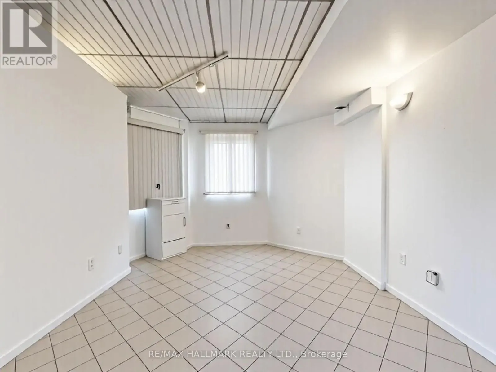 94 SCUNTHROPE ROAD