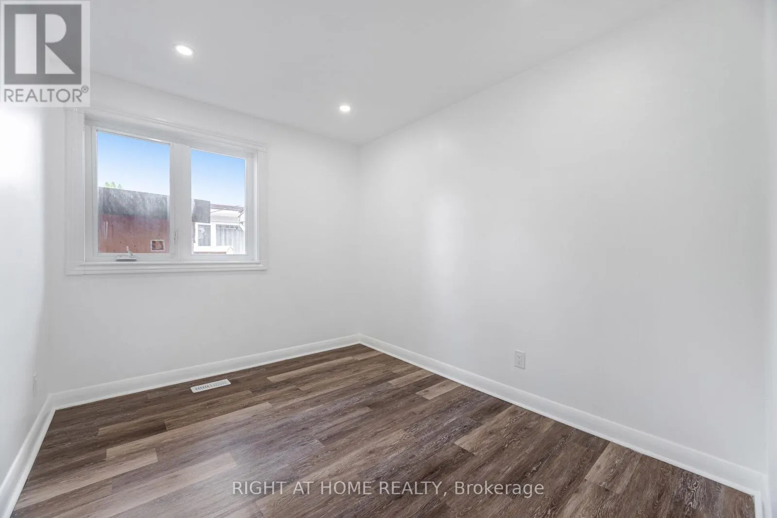 348 BELLAMY ROAD N