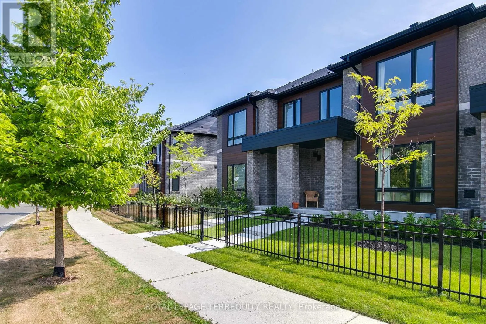 26 KLEIN WAY