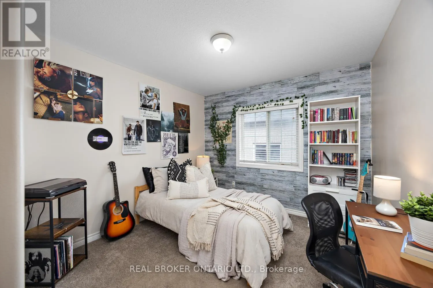 199 FENNING DRIVE
