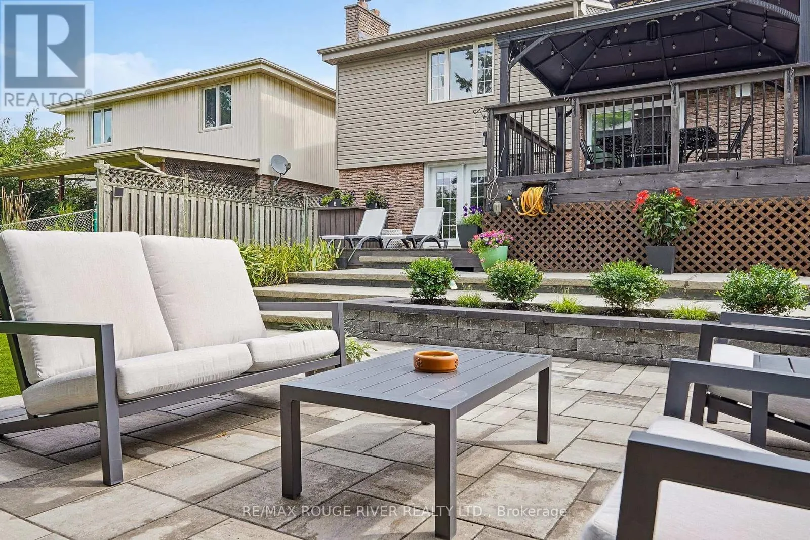 1773 BRONTE SQUARE