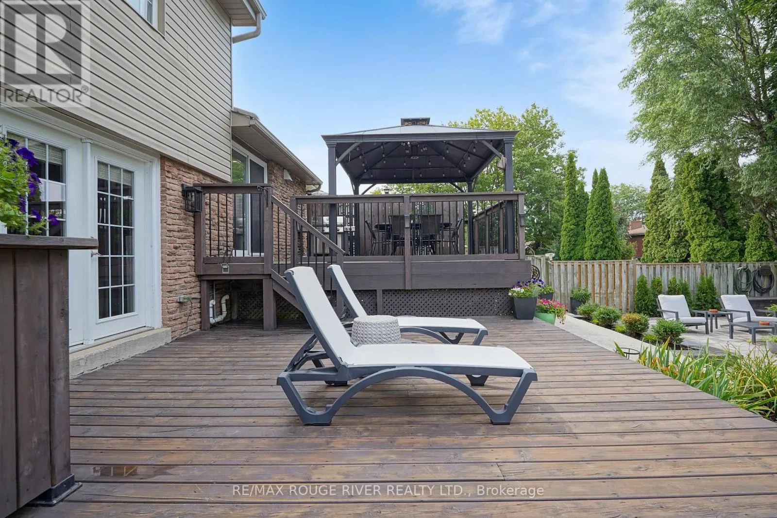 1773 BRONTE SQUARE