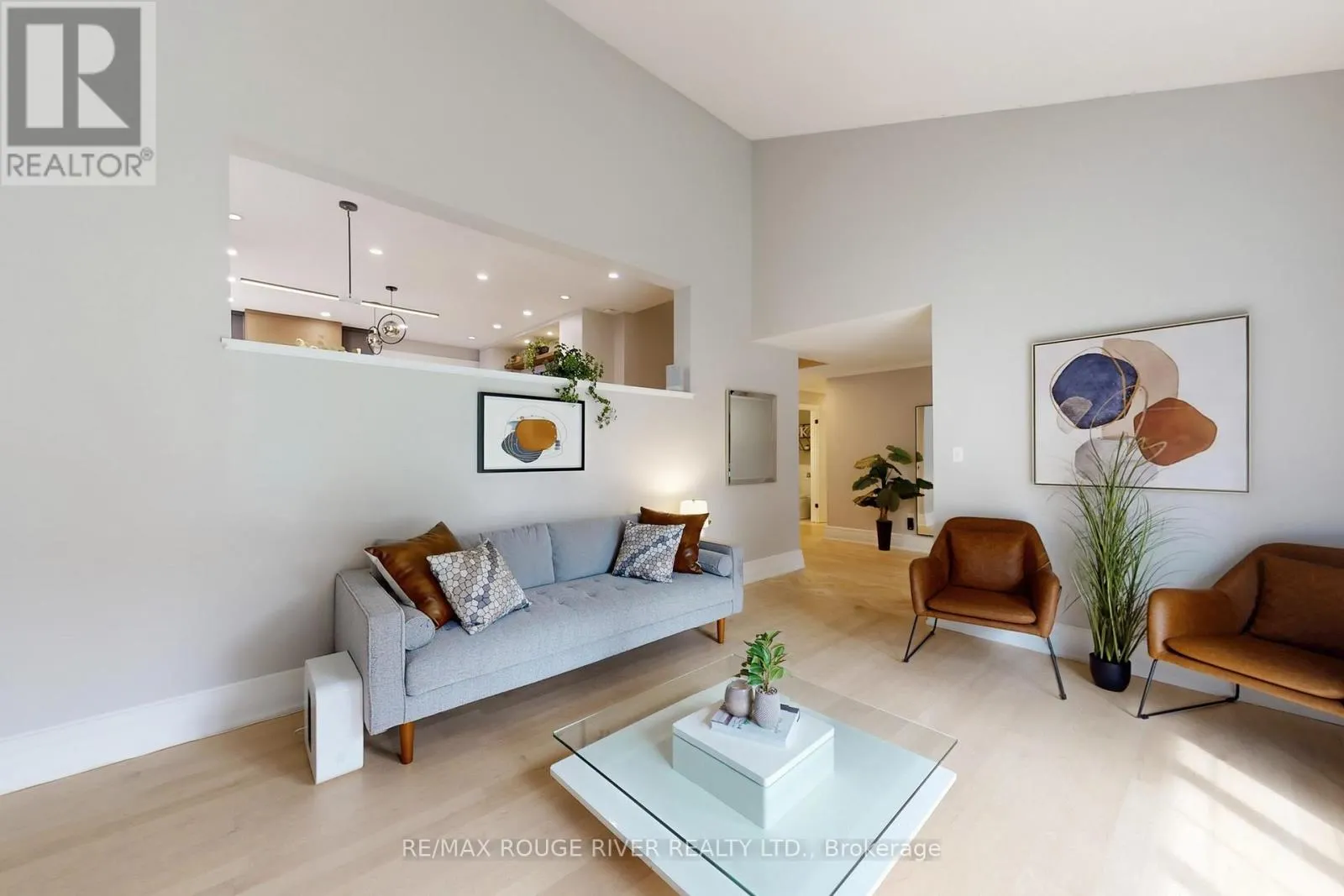 1773 BRONTE SQUARE