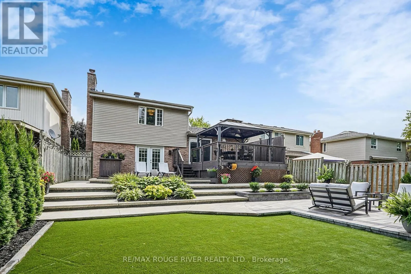 1773 BRONTE SQUARE