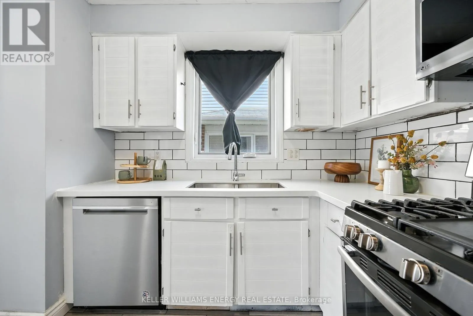 70 HART BOULEVARD