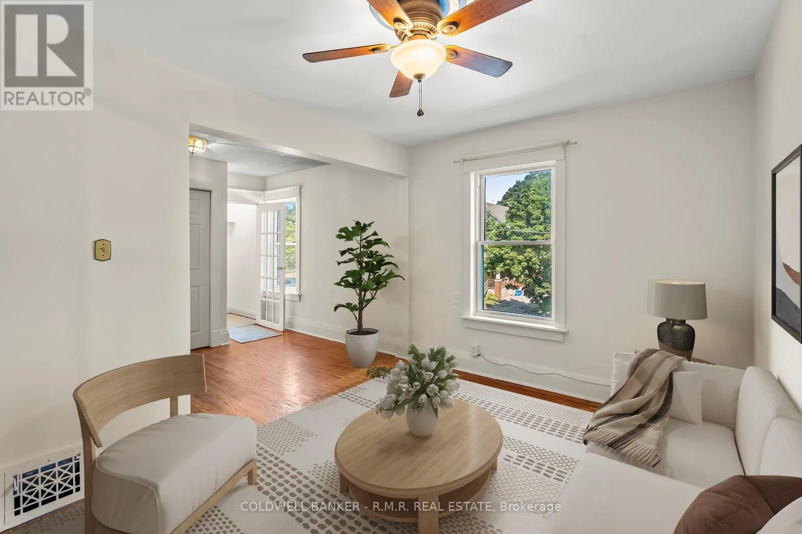 135 BROCK STREET E