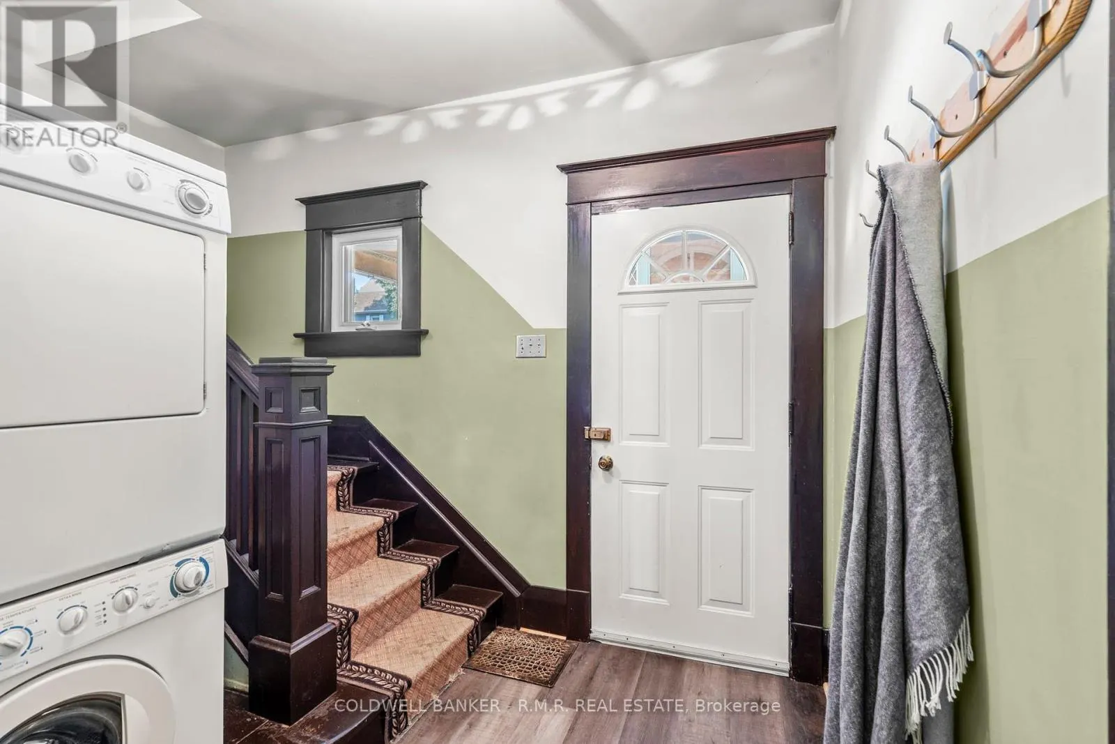 135 BROCK STREET E