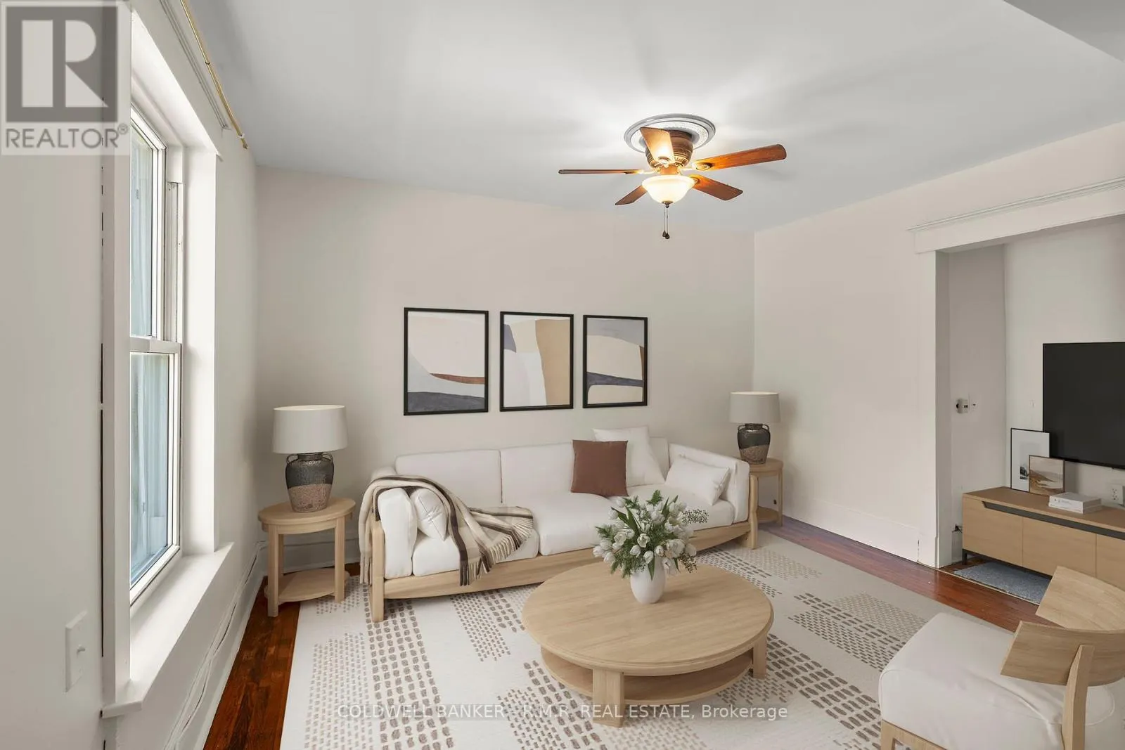 135 BROCK STREET E