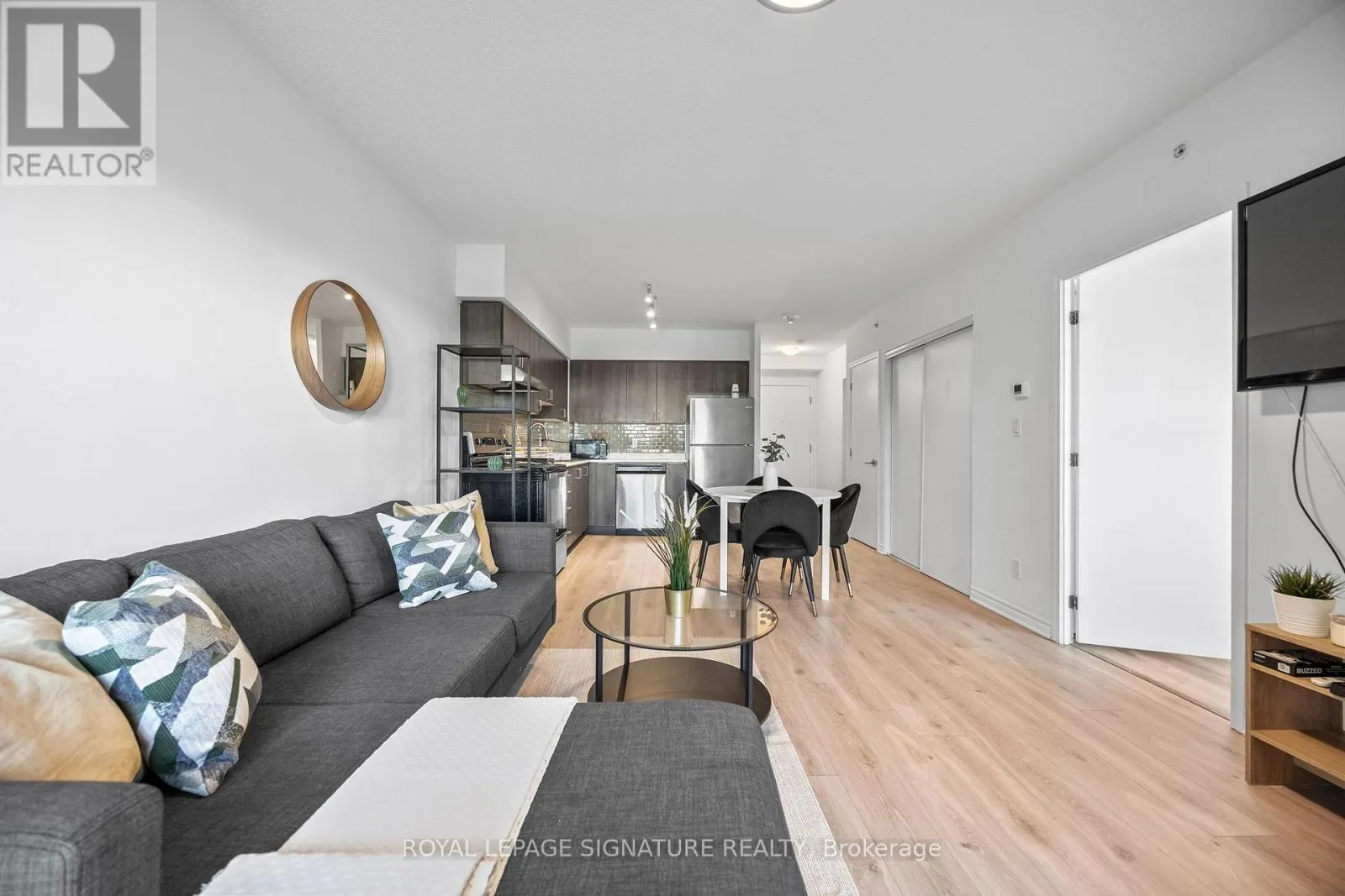 214 - 1 FALAISE ROAD
