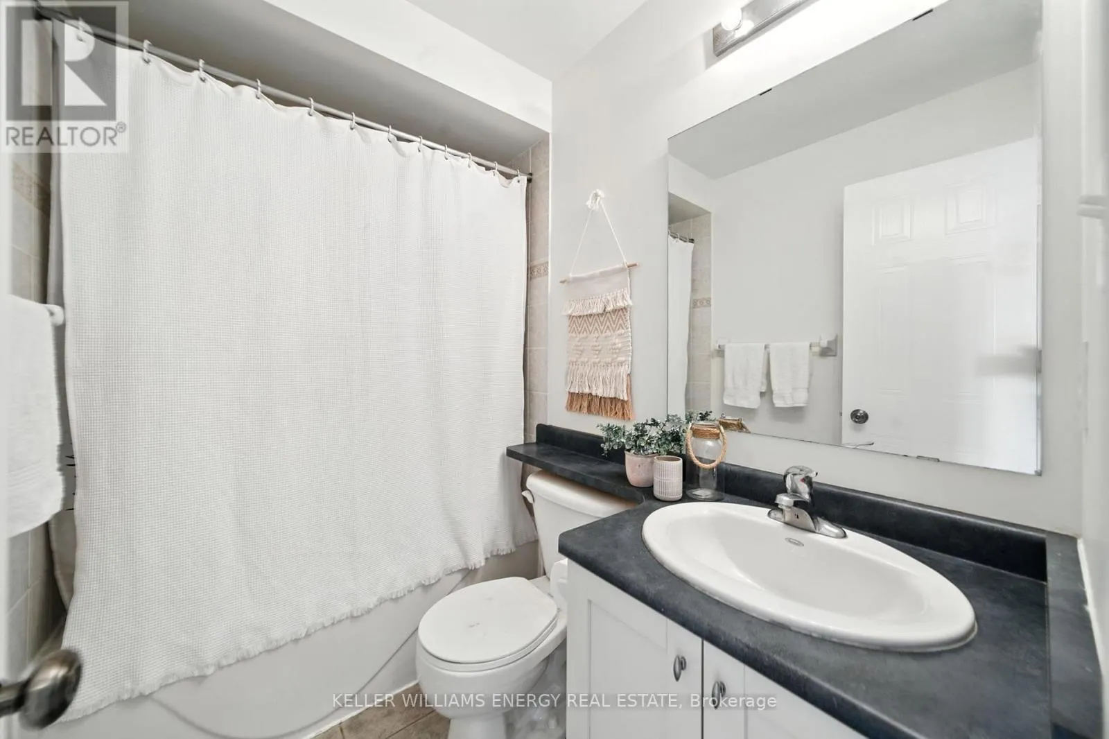 15 - 1790 FINCH AVENUE, #15