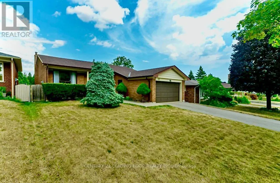 43 GLENDOWER CIRCUIT