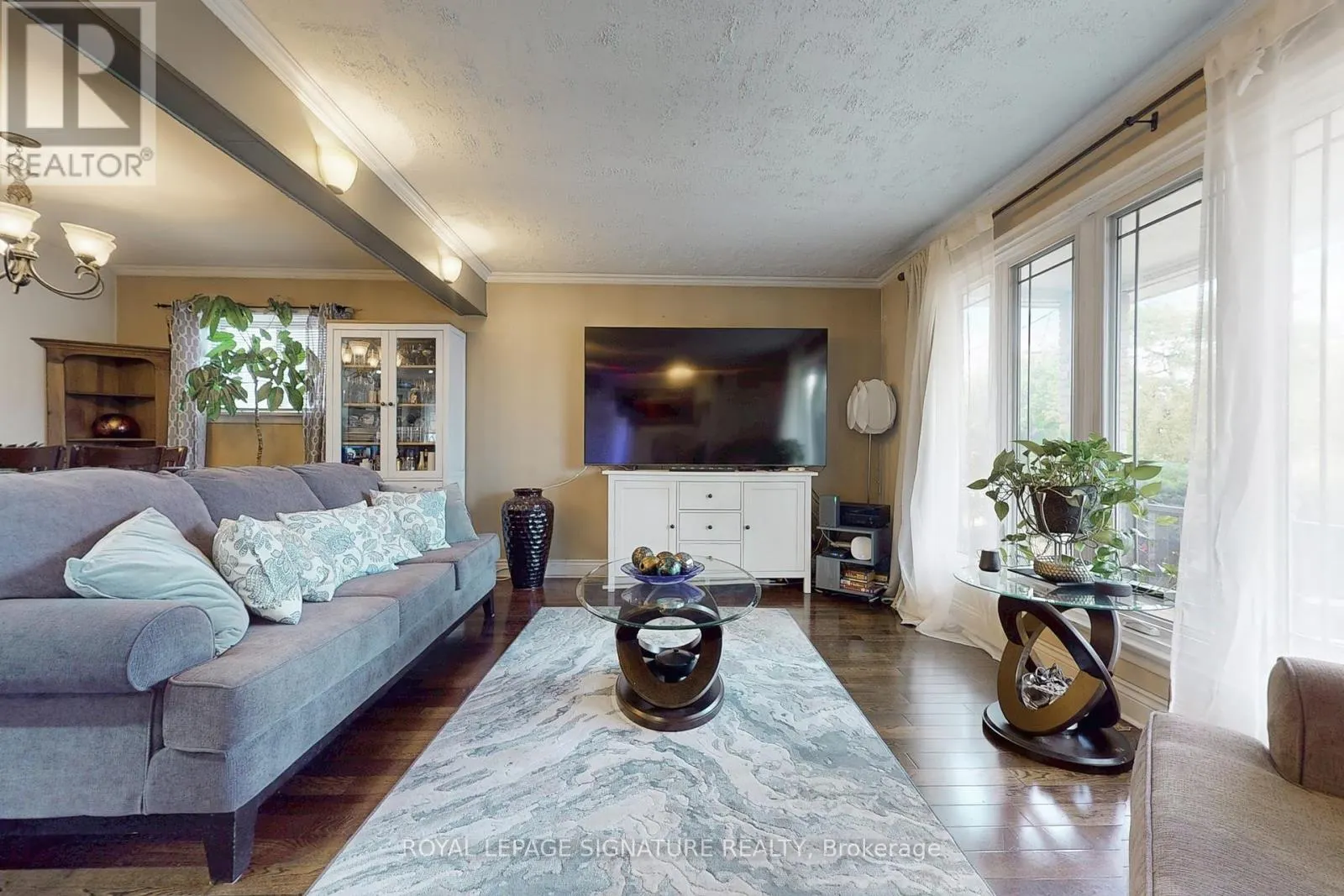 11 BUCANNAN ROAD