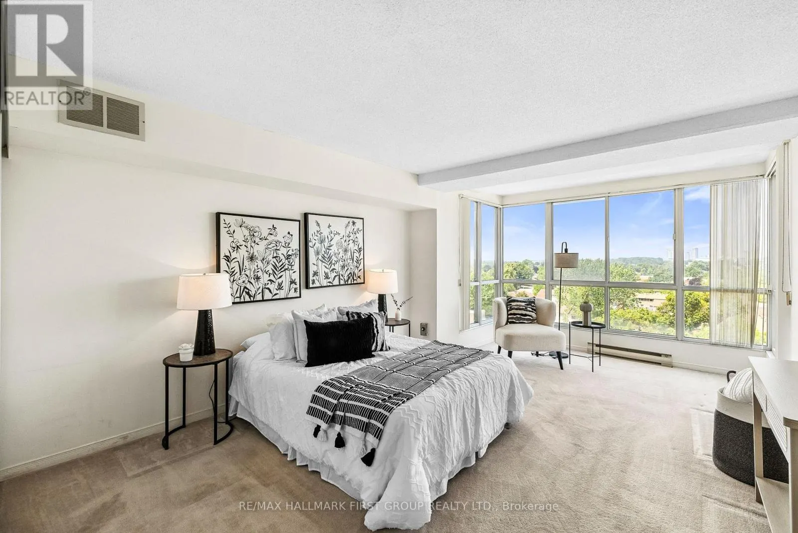 701 - 25 CUMBERLAND LANE