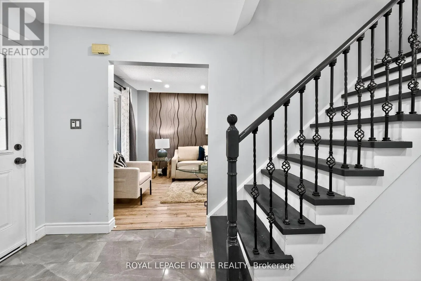 7 DUCATEL CRESCENT