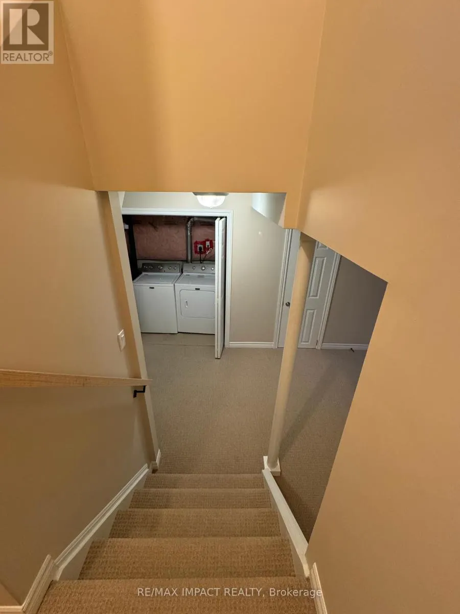 31 QUACKENBUSH STREET