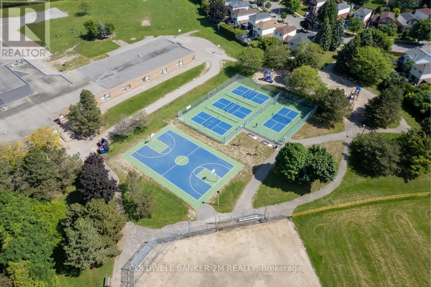 11 PARKLAWN DRIVE